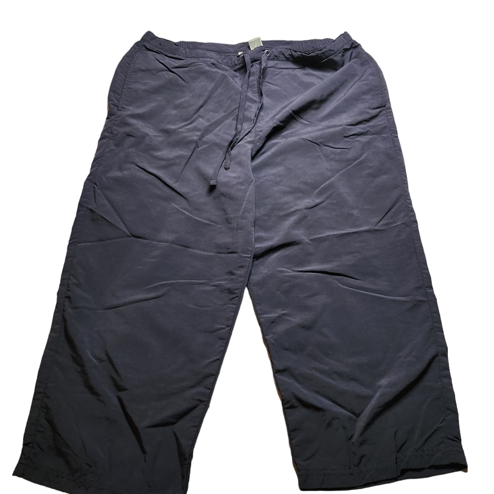 L.L.Bean Women's Black Supplex Nylon Adjustable Drawstring Waist Capris Size L